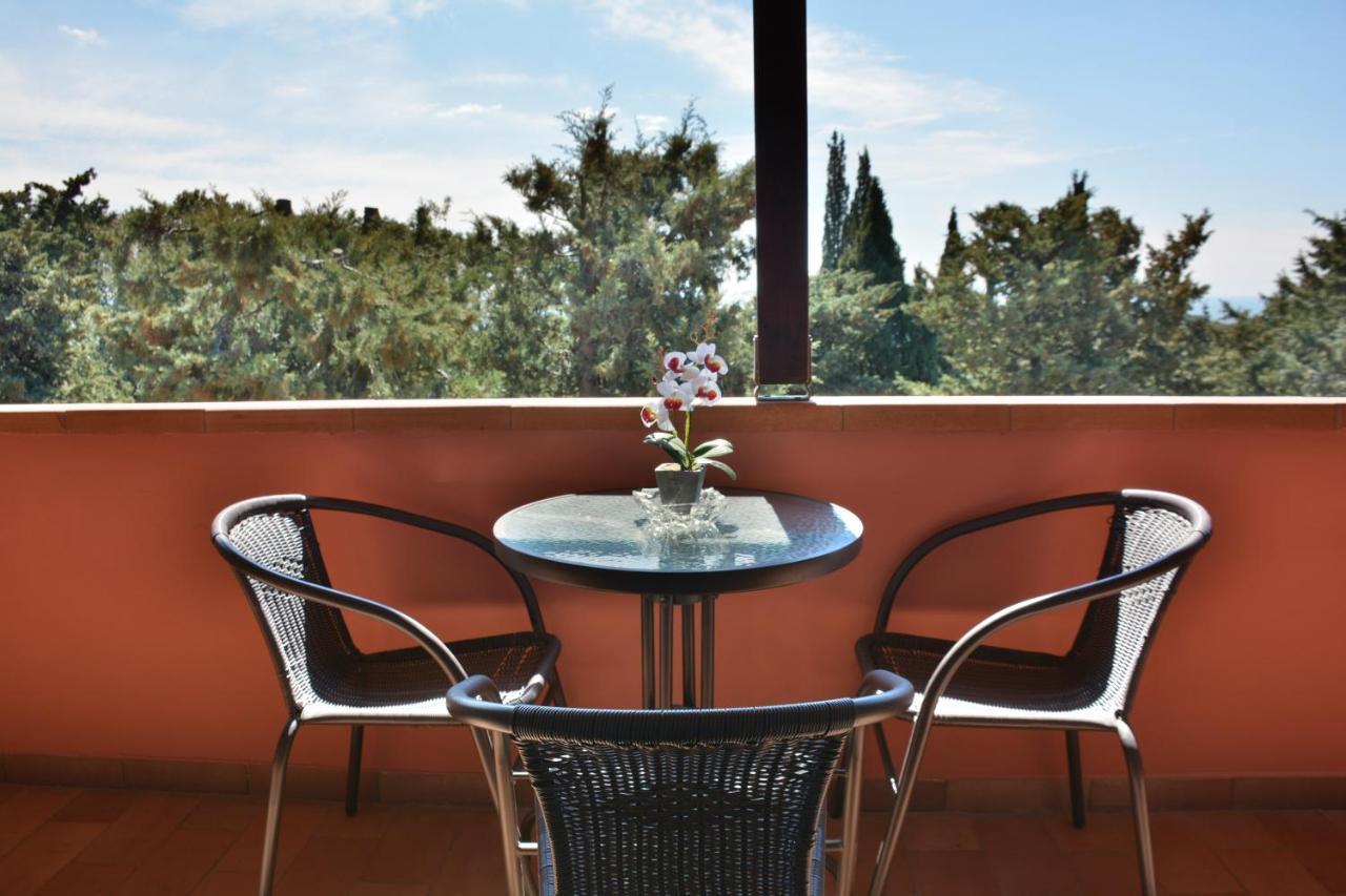 Hotel Villa Paradiso Riparbella Exterior photo